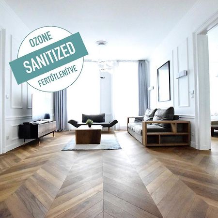 Luxury Apartment By Hi5 - Szervita Suite Budapest Extérieur photo