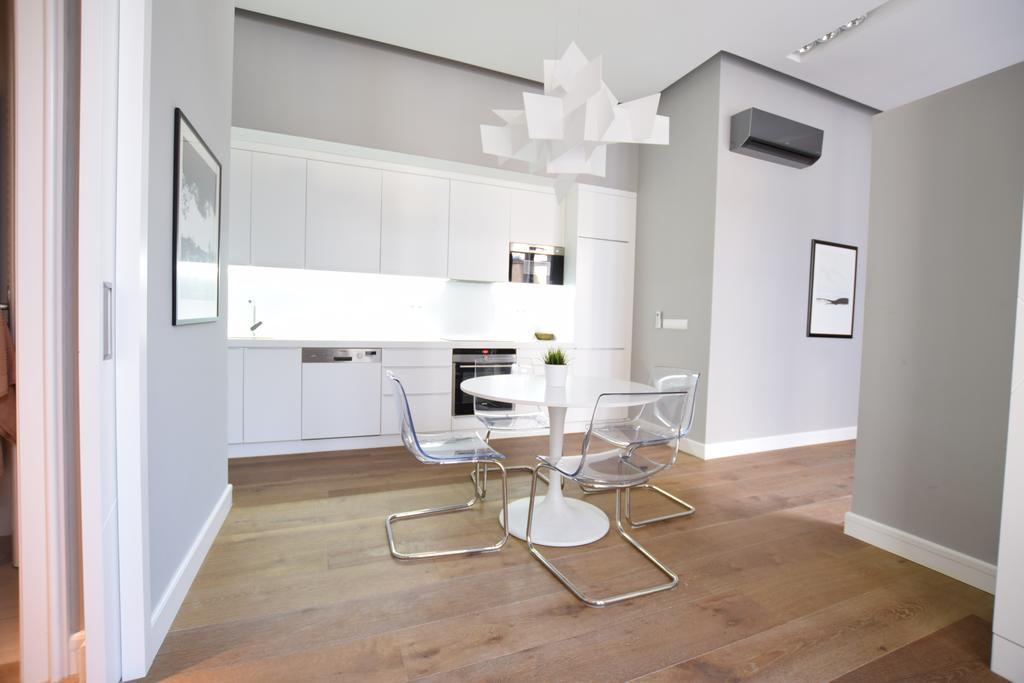 Luxury Apartment By Hi5 - Szervita Suite Budapest Extérieur photo