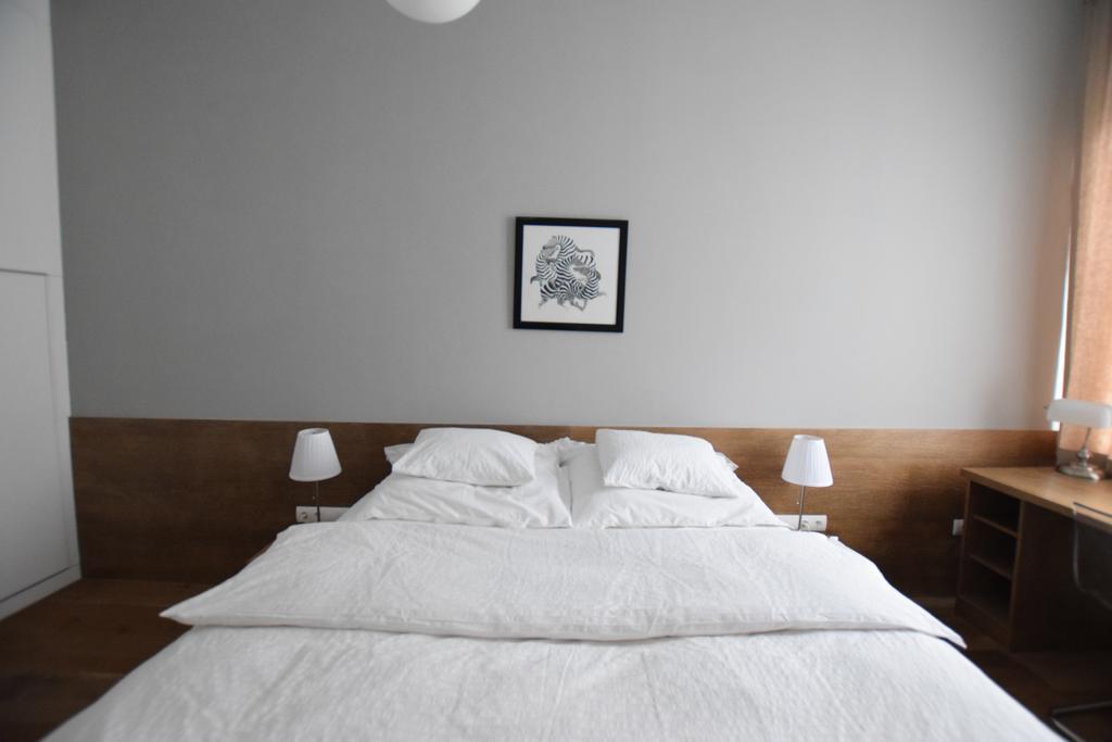 Luxury Apartment By Hi5 - Szervita Suite Budapest Extérieur photo