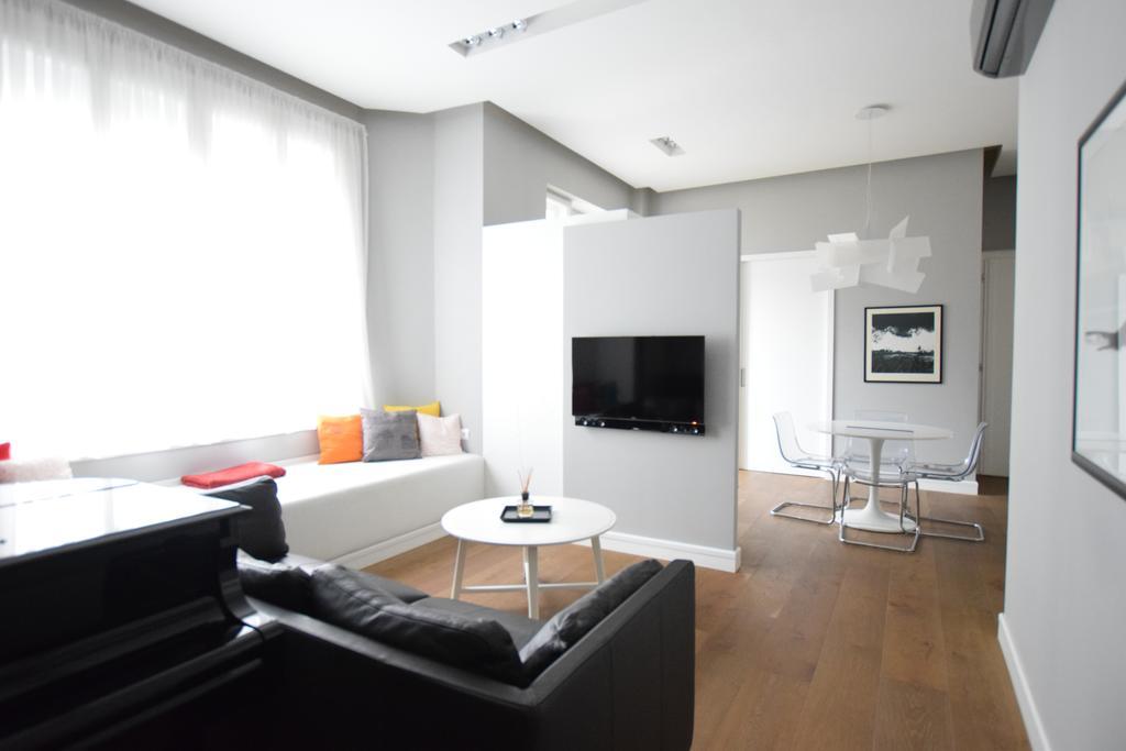 Luxury Apartment By Hi5 - Szervita Suite Budapest Extérieur photo