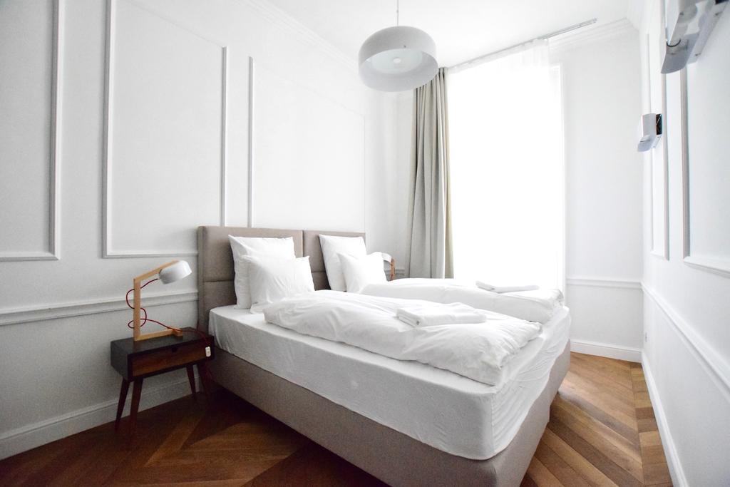 Luxury Apartment By Hi5 - Szervita Suite Budapest Extérieur photo