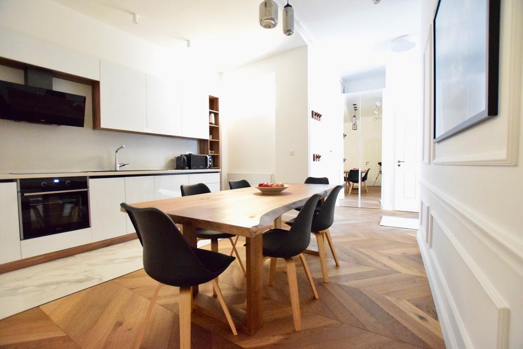 Luxury Apartment By Hi5 - Szervita Suite Budapest Extérieur photo